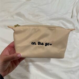 Stoney Clover pouchette